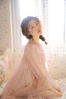三个女纳粹电影免费
